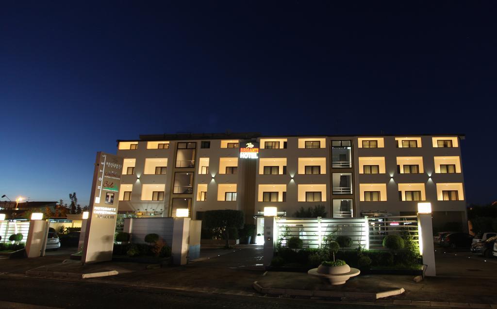 Hotel Briganti 쿠알리아노 외부 사진