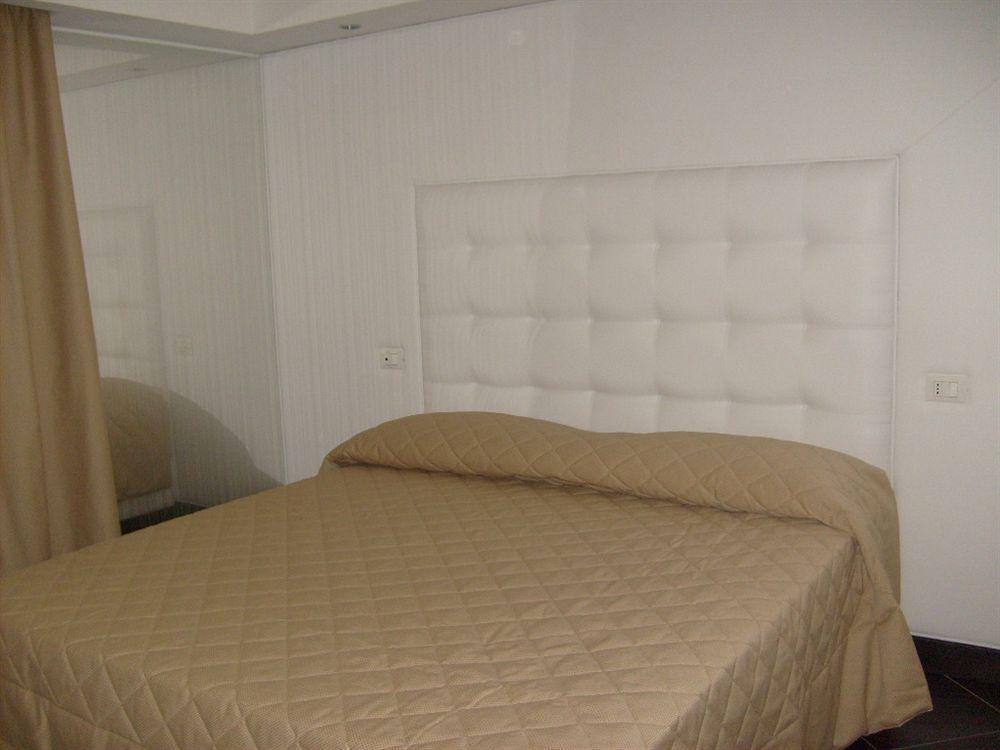 Hotel Briganti 쿠알리아노 외부 사진