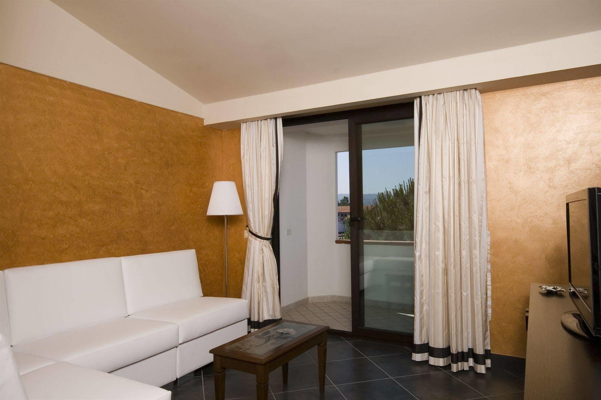 Hotel Briganti 쿠알리아노 외부 사진