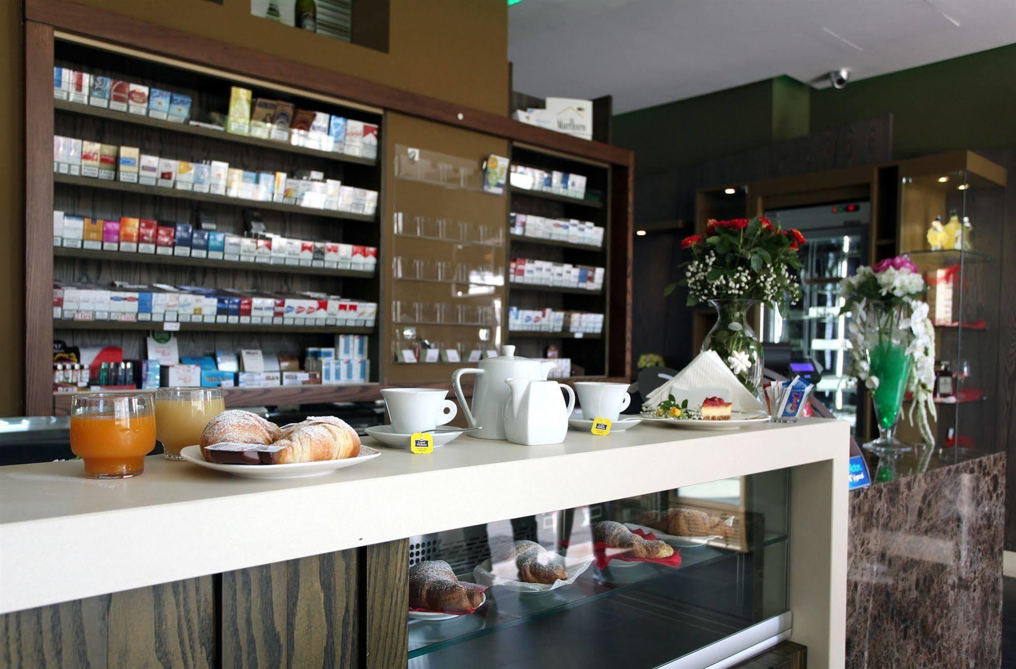 Hotel Briganti 쿠알리아노 외부 사진